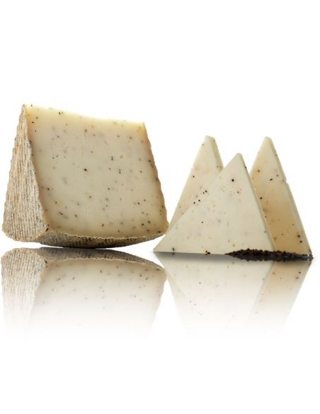 La Antigua Queso de oveja curado con pimienta negra